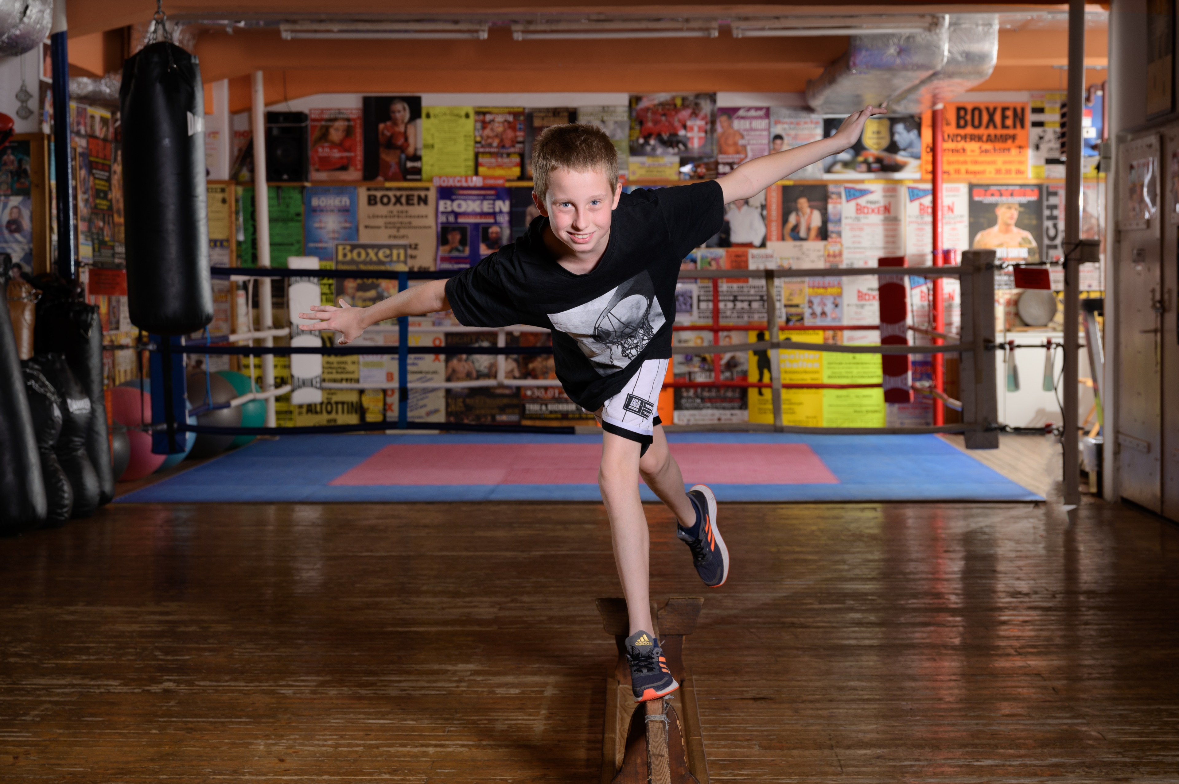 Max beim Boxtraining